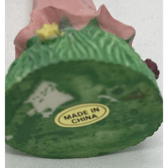 Vintage 1991 Resin Easter Bunny Rabbit Tall Thin Skinny figurine / Spring Flower - Picture 7 of 16